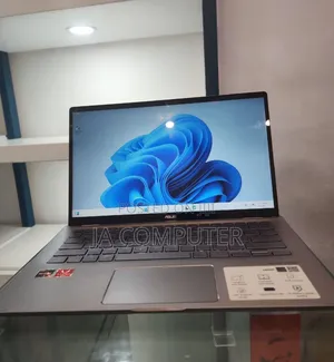 Photo - New Laptop Asus ZenBook 13 UX331UN 8GB AMD Ryzen 5 SSD 256GB