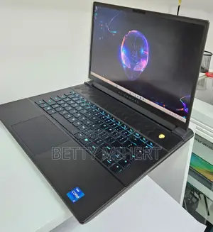 New Laptop Alienware M15 R3 16GB Intel Core I7 SSD 1T