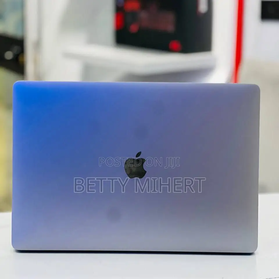 Laptop Apple MacBook Pro 2017 16GB Intel Core I7 SSD 256GB