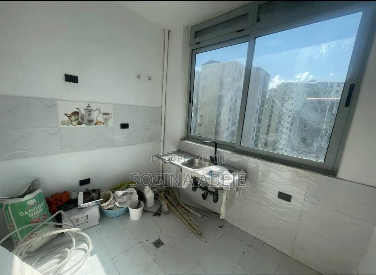 House Condominium for Rent