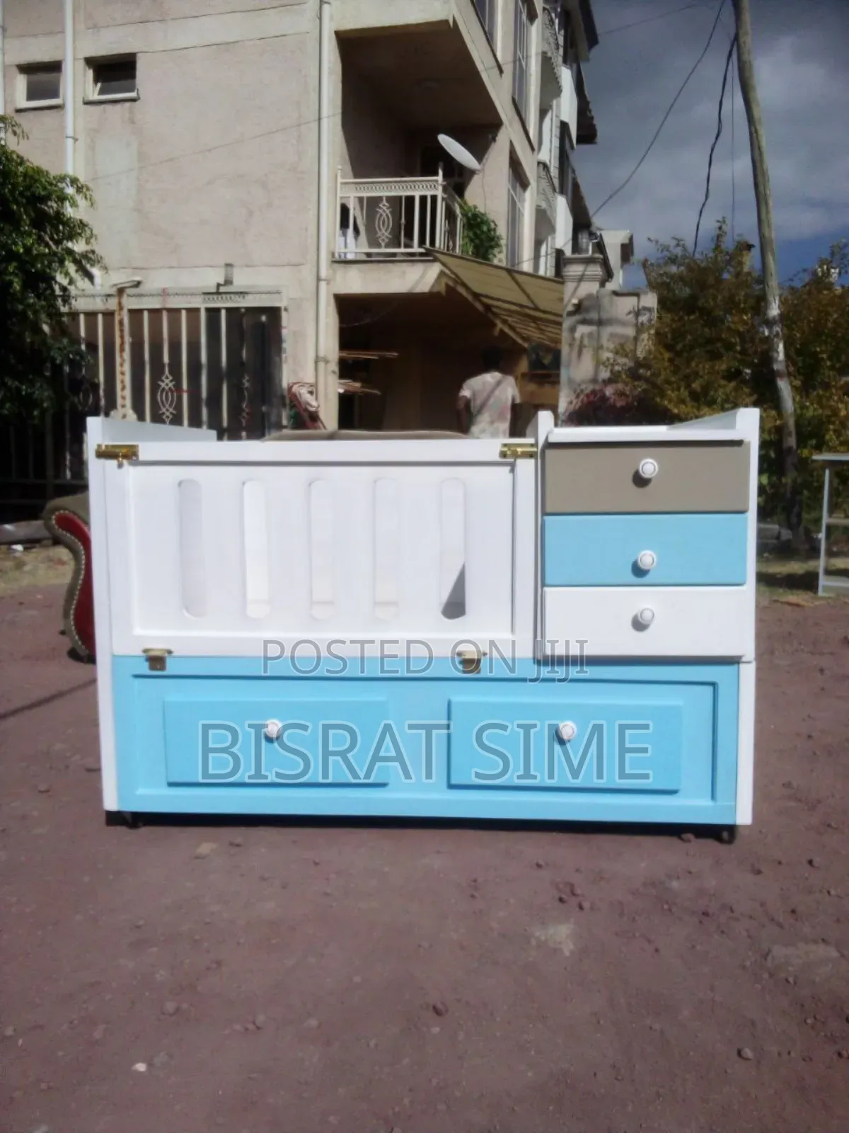 የህፃን ልጅ አልጋ እስከ ኮሜዲኖ Kids Bed With Name:የሕጻናት አልጋ New