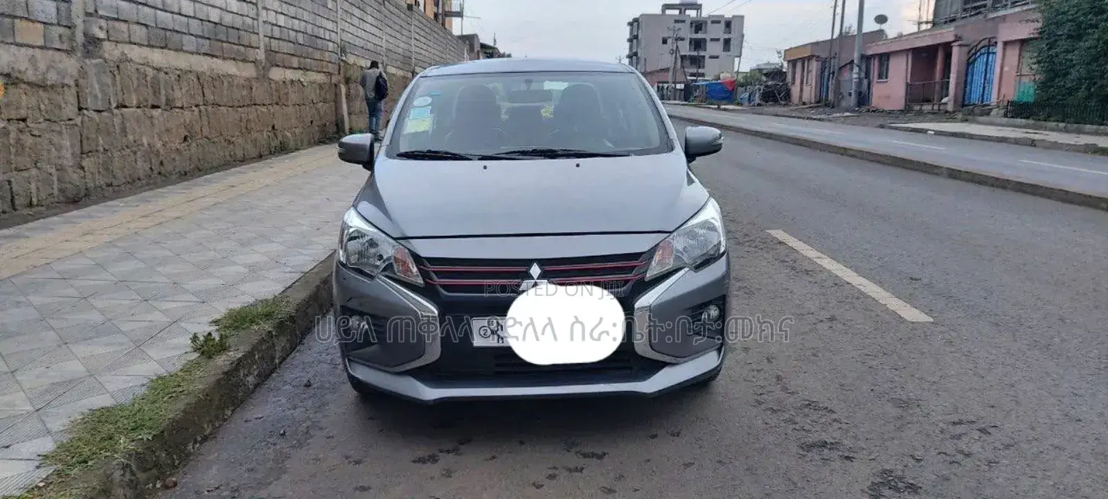 Mitsubishi Attrage 2021 Silver