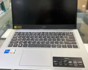 New Laptop Acer Aspire 5 8GB Intel Core I7 SSD 256GB