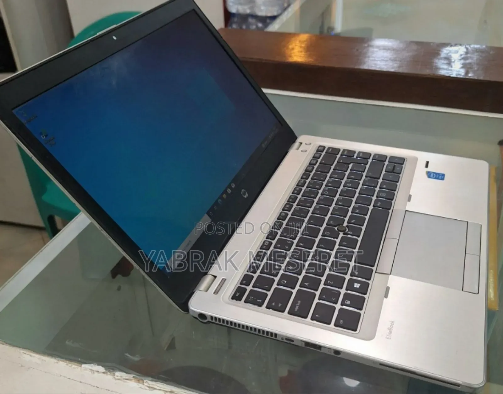 New Laptop HP EliteBook Folio 4GB Intel Core I5 SSD 256GB