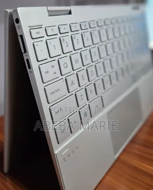 New Laptop HP Envy X360 8GB Intel Core I7 SSD 512GB