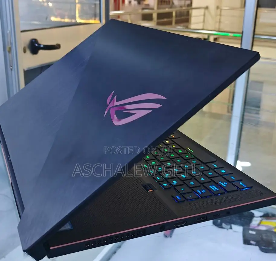 New Laptop Asus ROG Zephyrus G15 16GB Intel Core I7 SSD 1T