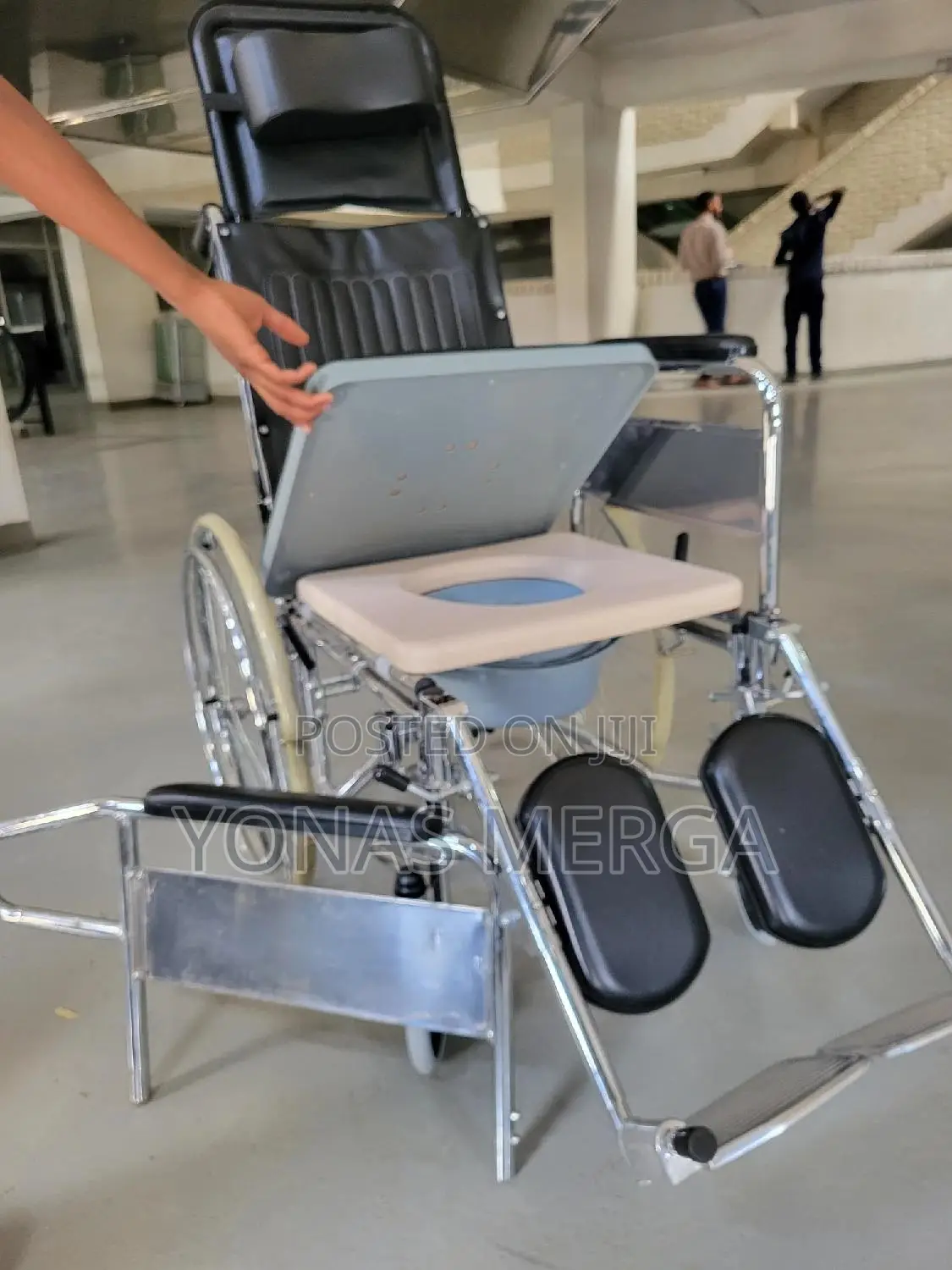 Wheel Chair for Short-Distance Mobility |150kg Durable Frame