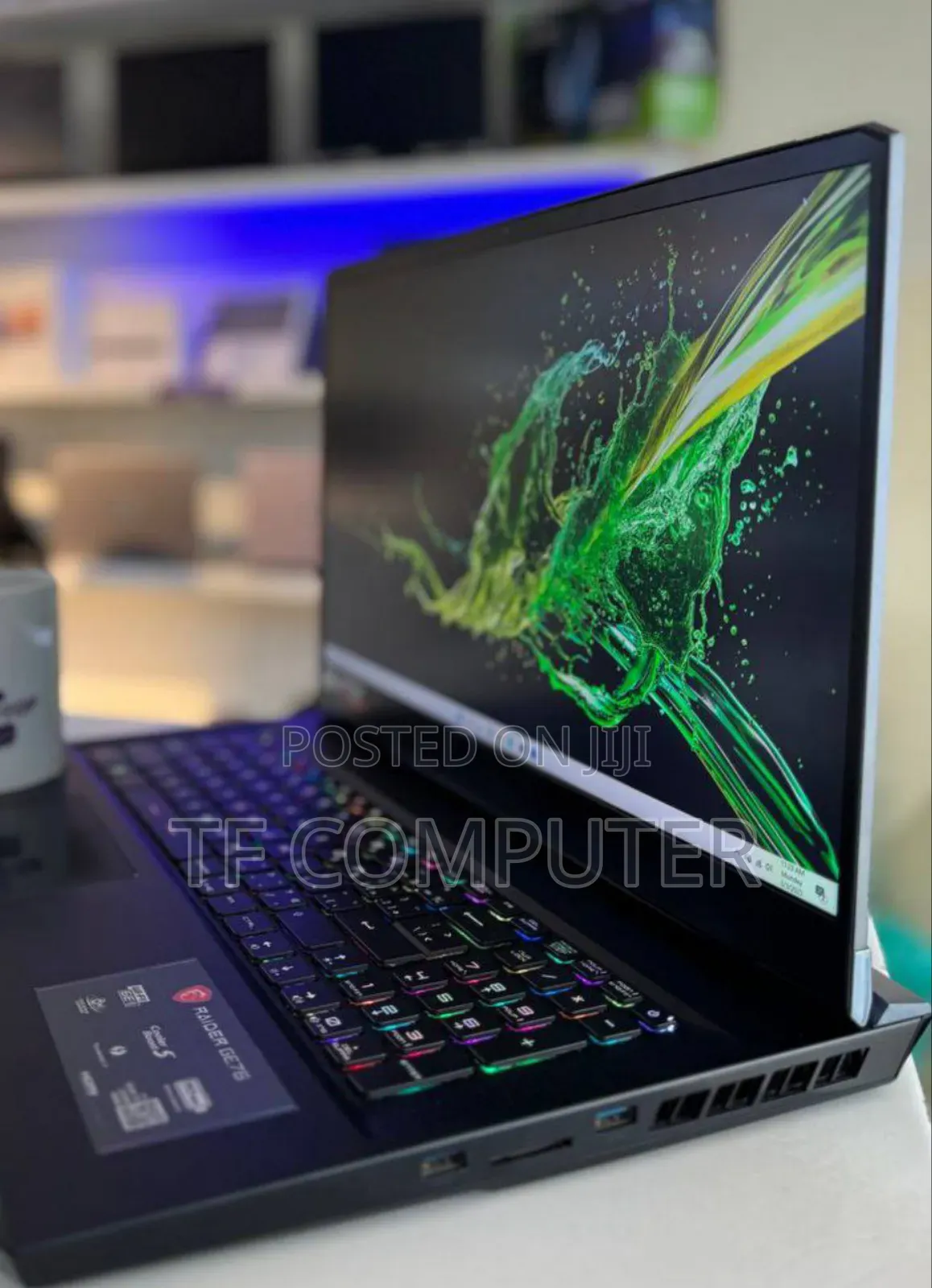 New Laptop MSI Raider GE76 12UGS 32GB Intel Core I7 SSD 1T