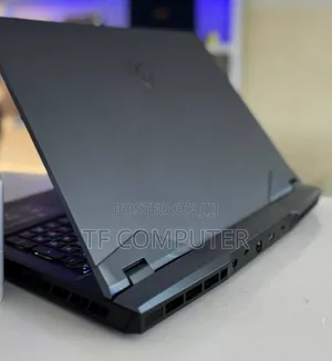 New Laptop MSI Raider GE76 12UGS 32GB Intel Core I7 SSD 1T