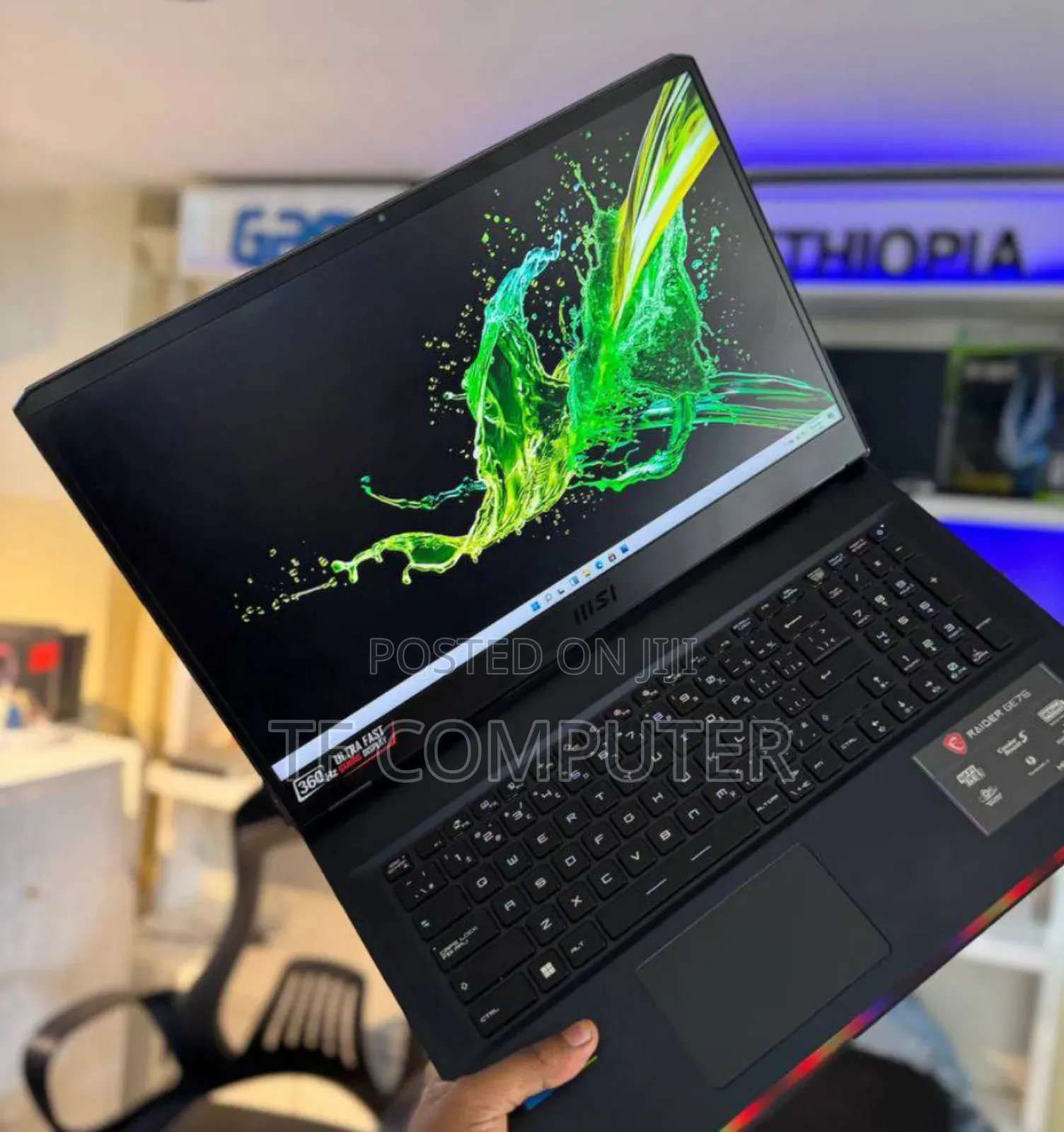 New Laptop MSI Raider GE76 12UGS 32GB Intel Core I7 SSD 1T