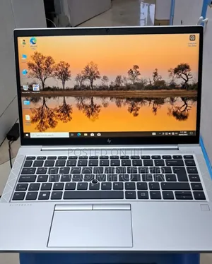New Laptop HP EliteBook 830 G8 16GB Intel Core I5 SSD 512GB