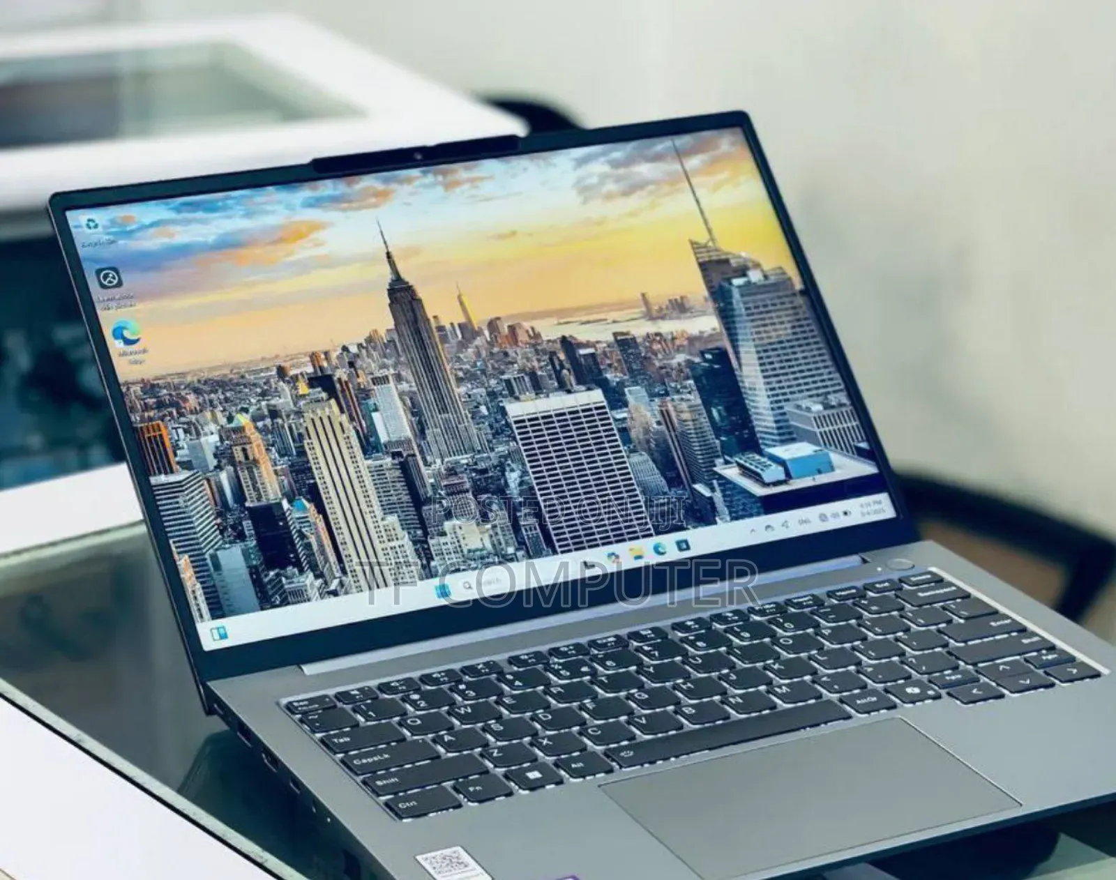 New Laptop Lenovo Thinkbook 14 16GB Intel Core Ultra 7 SSD 512GB