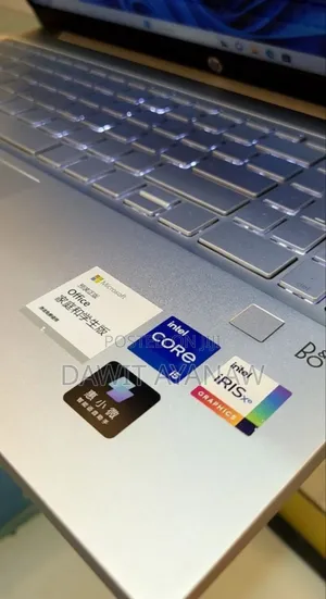 New Laptop HP Pavilion 15-Cs3063cl 16GB Intel Core I5 SSD 512GB