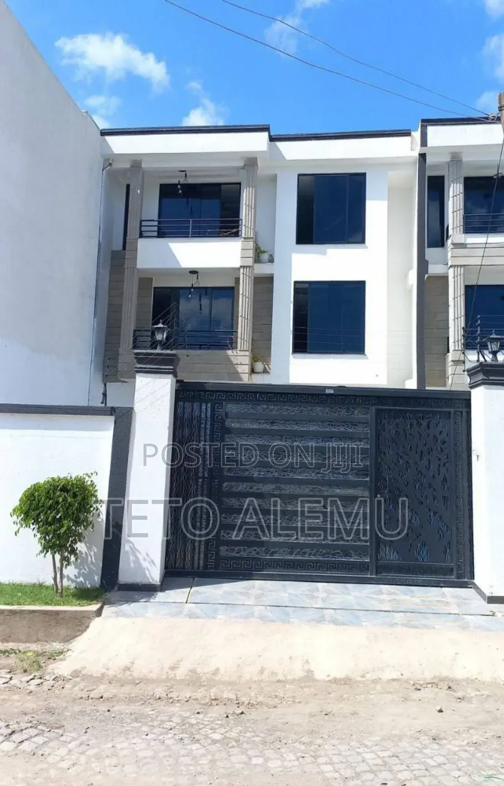 6bdrm House in የሚሸጥ 300 ካሬ ሲኤምሲ, Yeka for sale