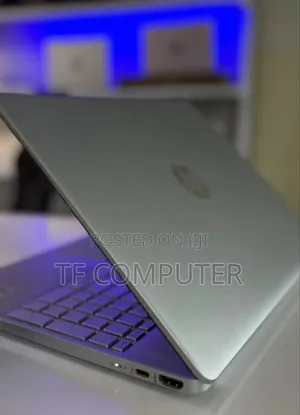 New Laptop HP Stream Notebook 12GB Intel Core I5 SSD 256GB