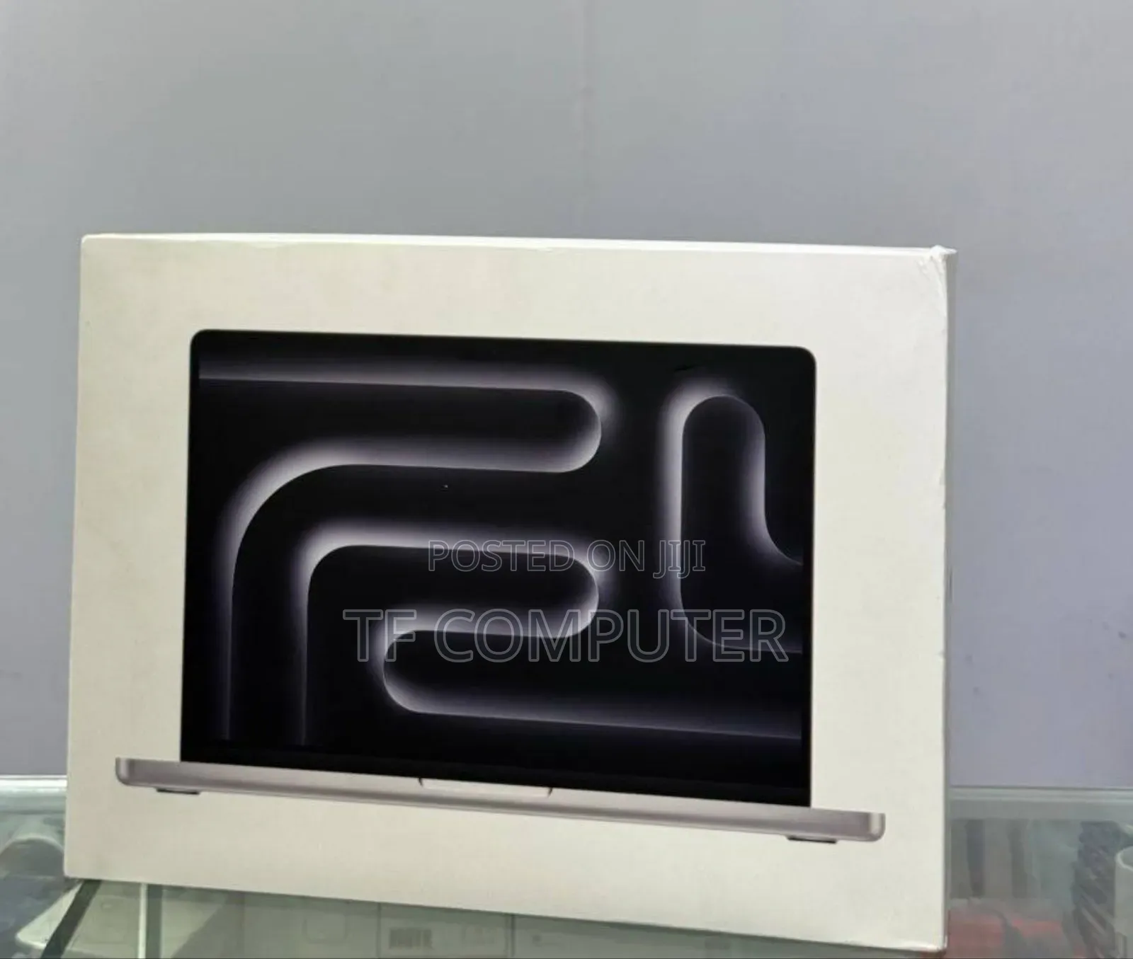 New Apple MacBook Pro 2024 M4 14-Inch 16GB Apple M4 Pro SSD 512GB