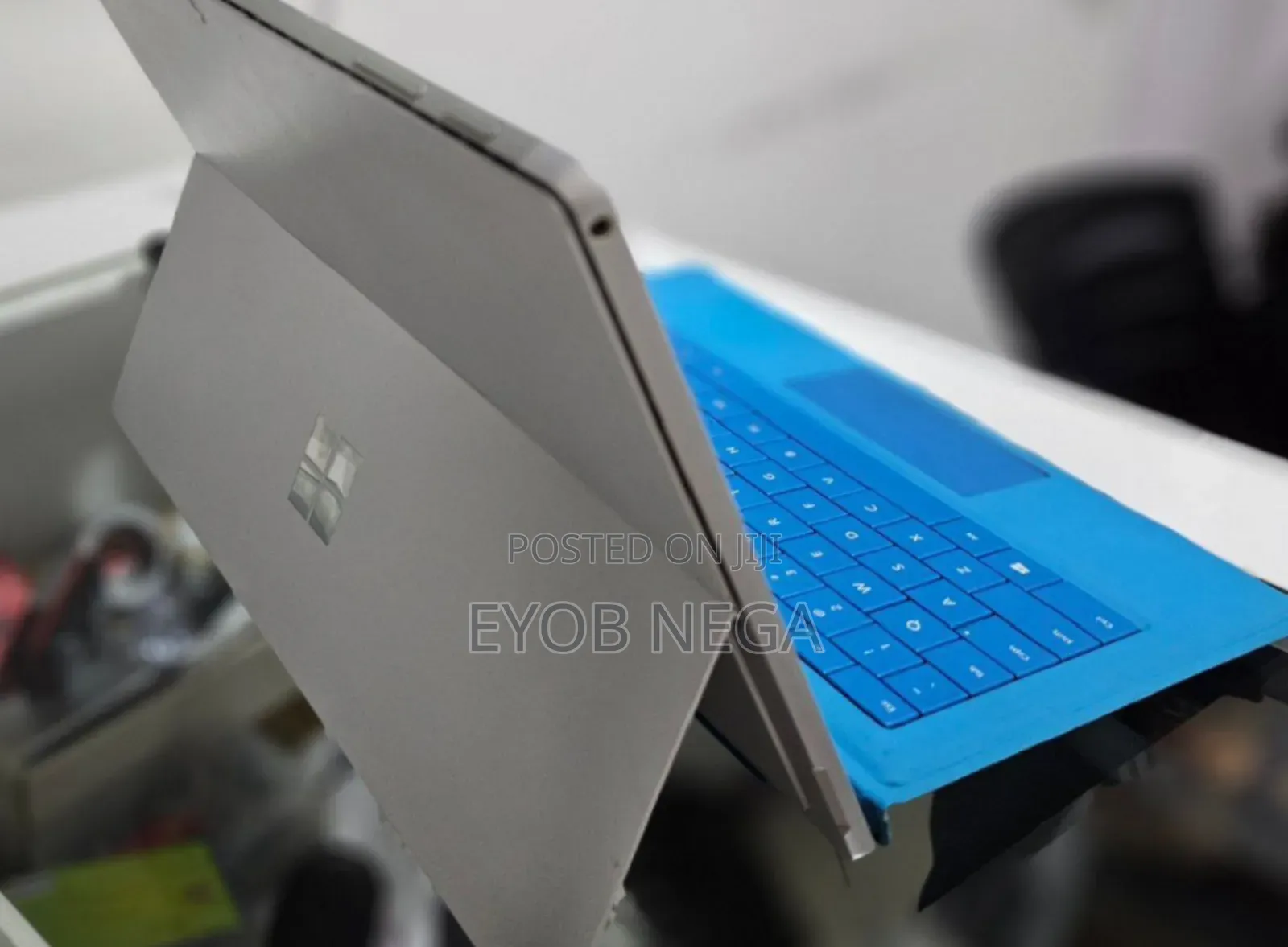 New Laptop Microsoft Surface Pro 7 8GB Intel Core I5 SSD 128GB
