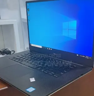 Photo - New Laptop Dell XPS 15 9510 16GB Intel Core I7 SSD 512GB