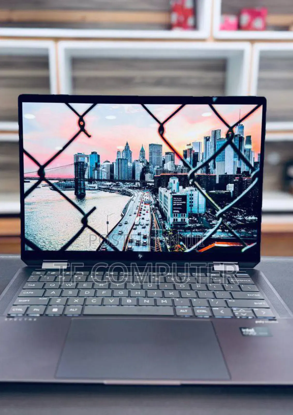 New Laptop HP Spectre 16GB Intel Core I7 SSD 1T