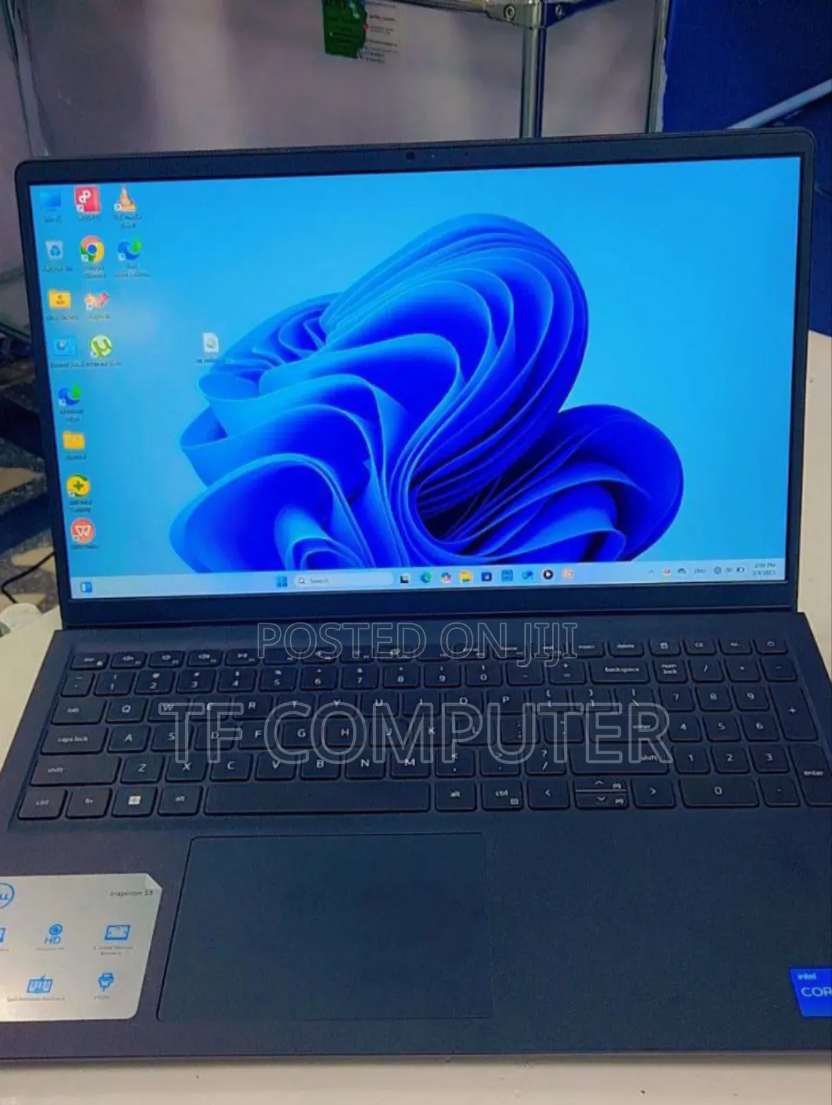 New Laptop Dell Inspiron 15 8GB Intel Core I3 SSD 512GB