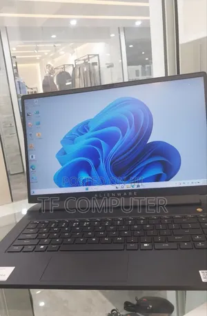 Photo - New Laptop Alienware Area-51m 8GB AMD Ryzen 7 HDD+SSD 750GB