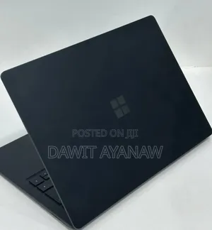 New Laptop Microsoft Surface 8GB Intel Core I5 SSD 256GB