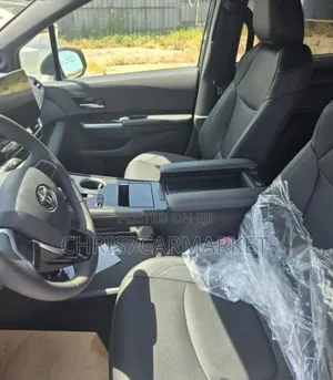 New Toyota Sienna Platinum AWD 7-Passenger 2023 Gray