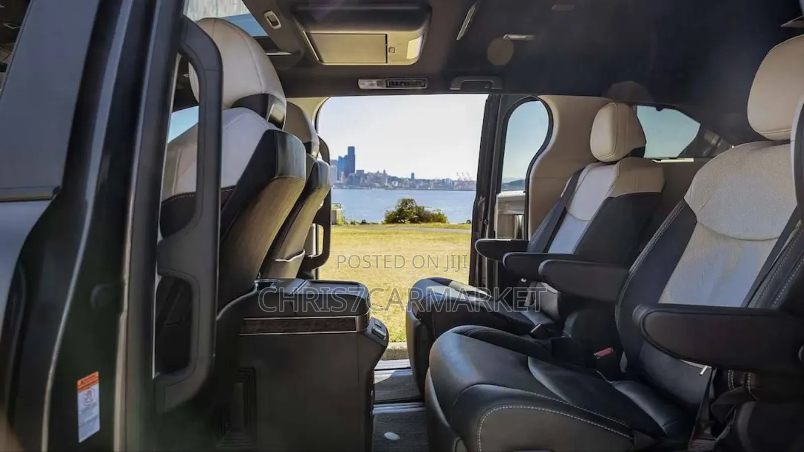 New Toyota Sienna Platinum AWD 7-Passenger 2023 Gray