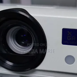 Photo - High Quality Sony Dx 102 Projector Brand New Sony Projector