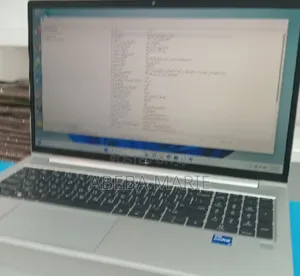 New Laptop HP EliteBook 860 G9 16GB Intel Core I7 SSD 512GB