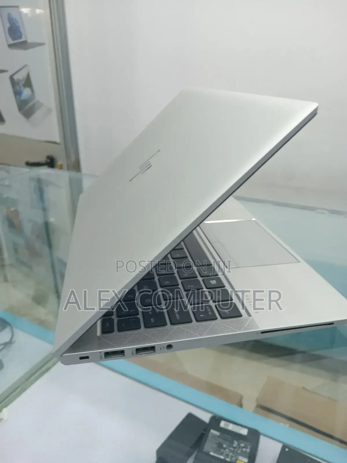 New Laptop HP EliteBook 840 16GB Intel Core I5 SSD 512GB