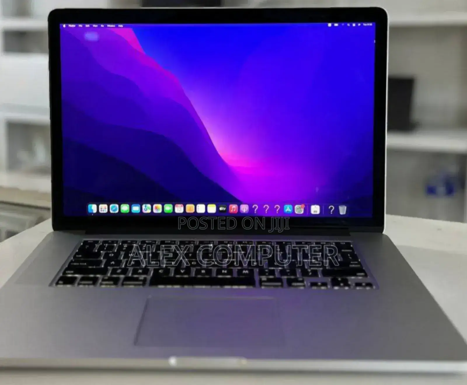 New Laptop Apple MacBook Pro 2015 16GB Intel Core I7 SSD 512GB