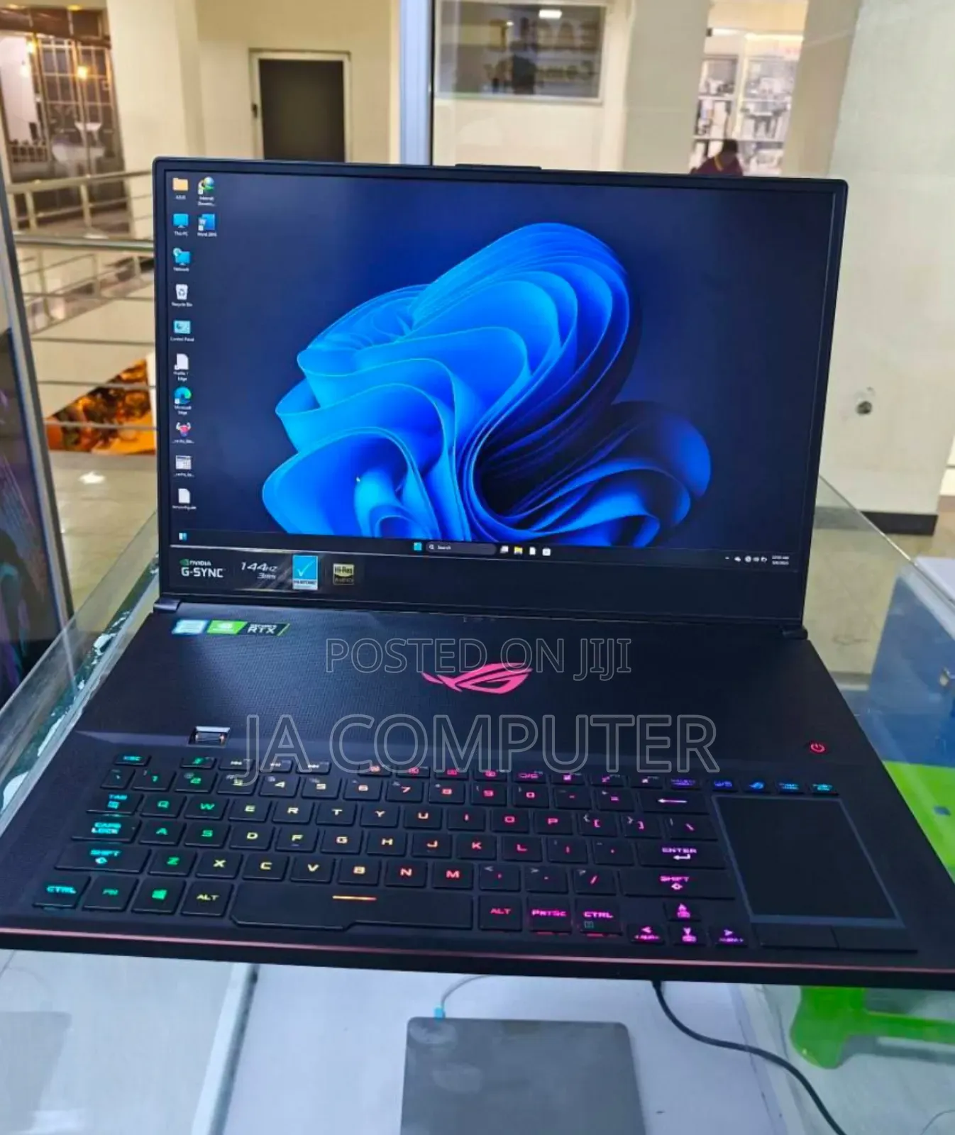 New Laptop Asus ROG Zephyrus G15 16GB Intel Core I7 SSD 1T