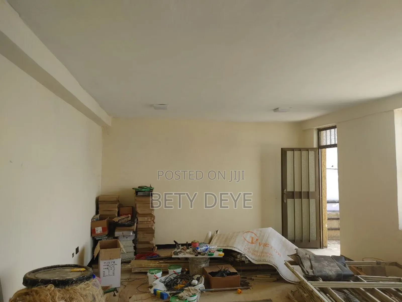 የሚከራይ 40/60 Condominium Studio 1ኛ Floor ደላላ የሌለው ዋጋ 20000