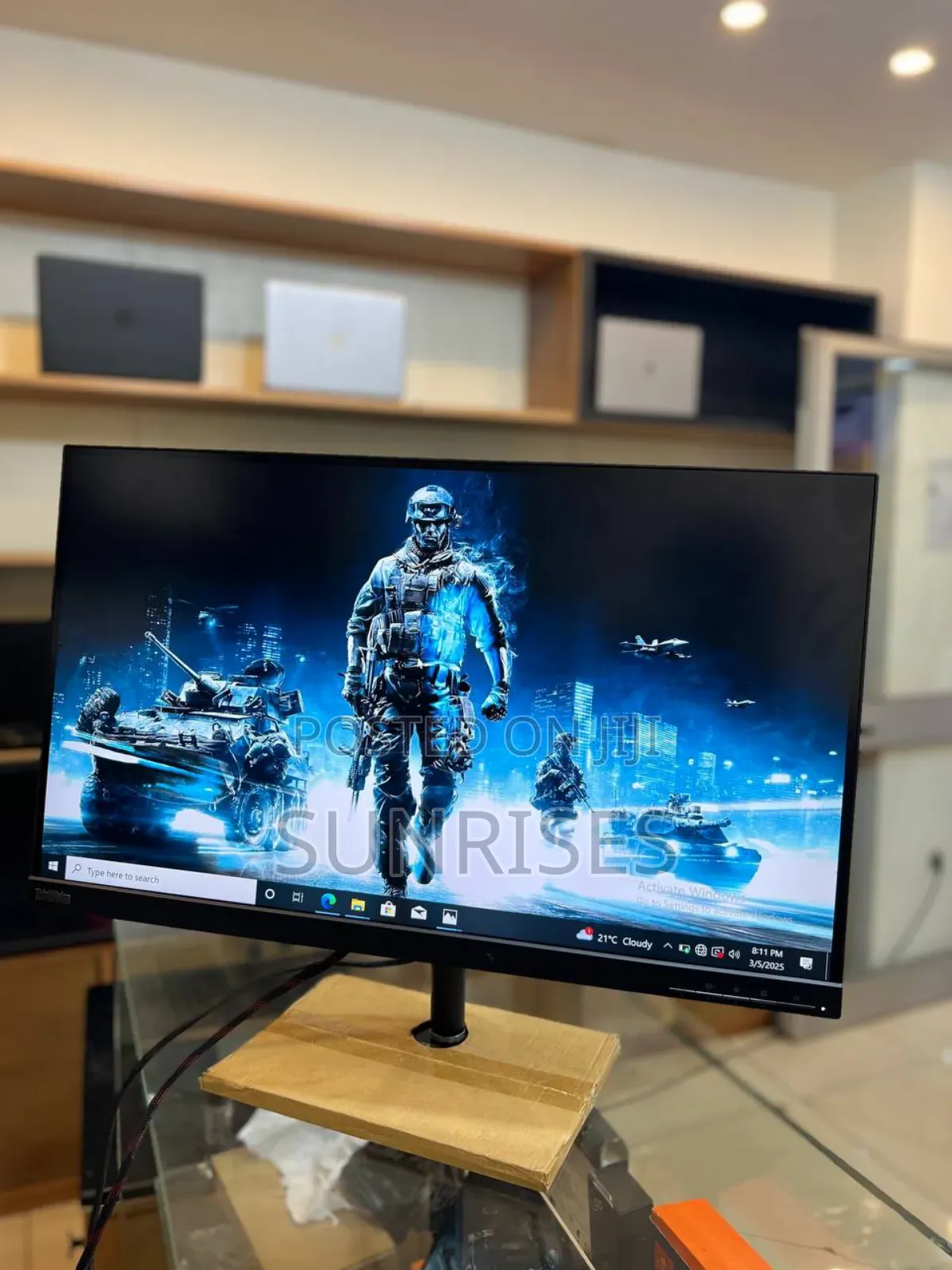 New Lenovo Thinkvision Moniter