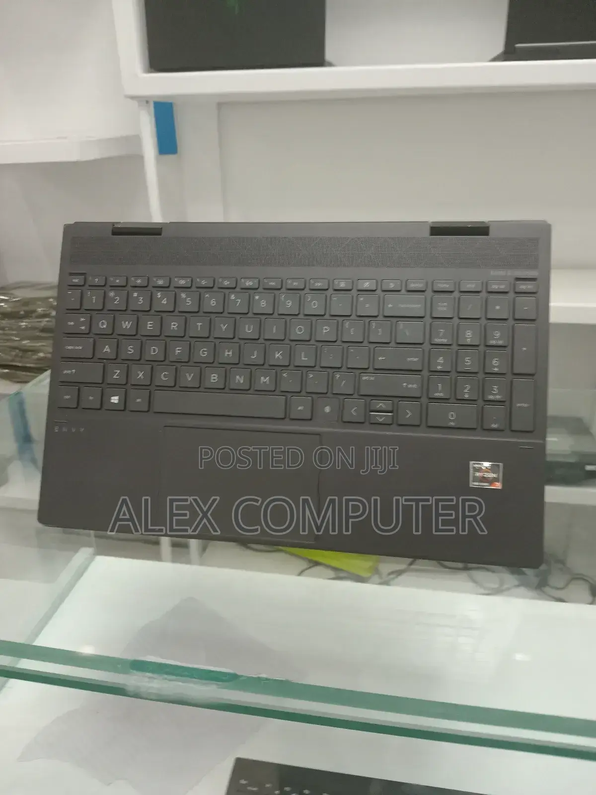 New Laptop HP Envy X360 12GB AMD Ryzen 7 SSD 512GB