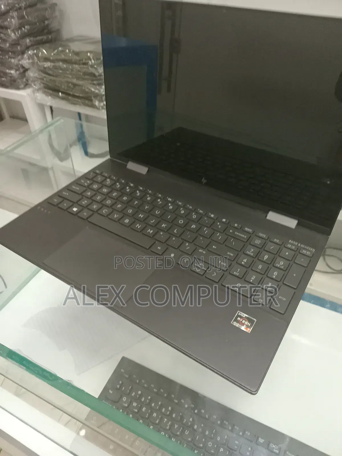 New Laptop HP Envy X360 12GB AMD Ryzen 7 SSD 512GB