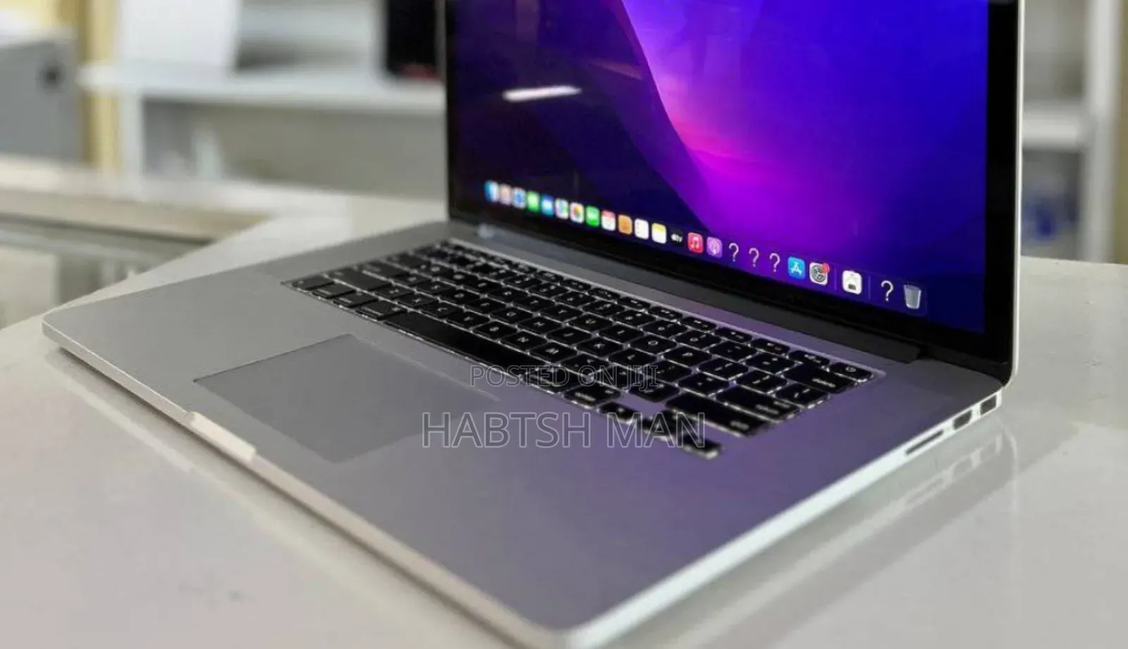 New Laptop Apple MacBook Pro 2015 16GB Intel Core I7 SSD 512GB