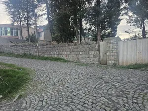 CMC አከባቢ የሚሸጥ ለግንባታ የሚሆን ቦታ ስም ማዞሪያ ቤት ያለው