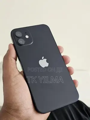 Photo - Apple iPhone 12 64 GB
