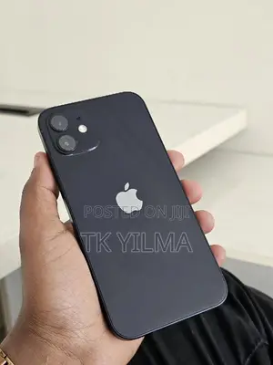 Apple iPhone 12 64 GB