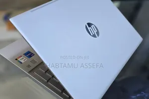 Photo - New Laptop HP Spectre 16GB Intel Core I7 SSD 1T