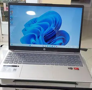 New Laptop HP EliteBook 840 8GB Intel Core I7 SSD 512GB