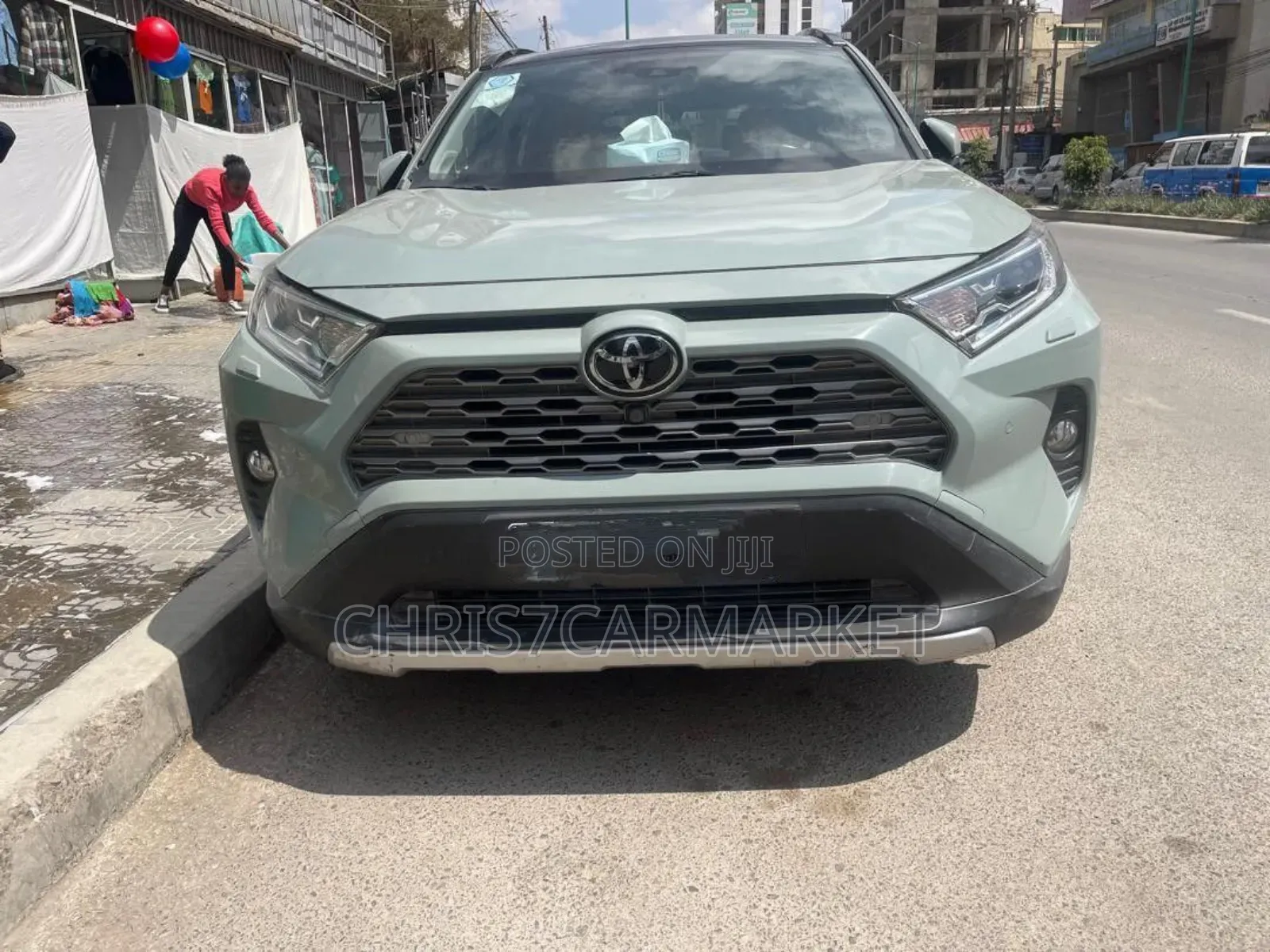 Toyota RAV4 LE AWD 2019 Green