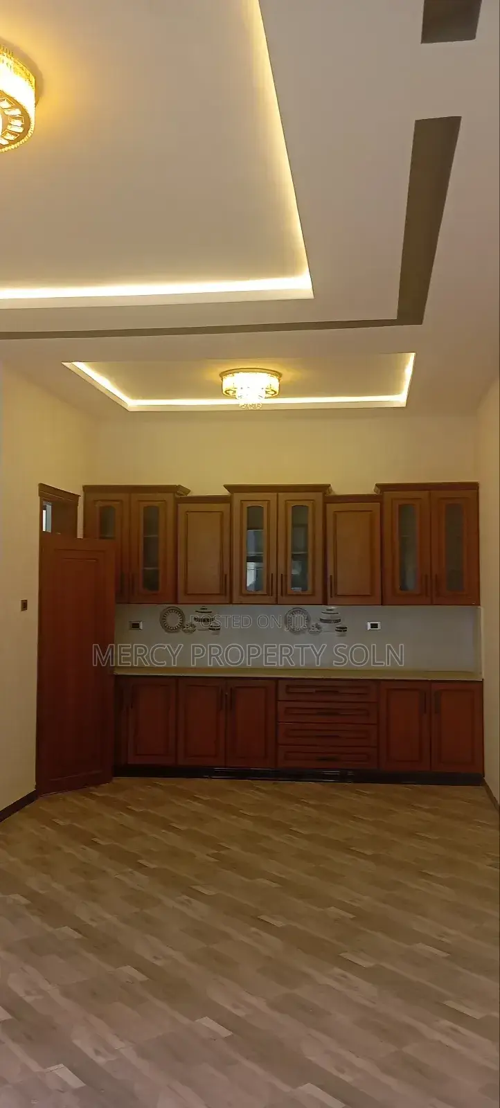 Furnished 3bdrm Villa in Bole for sale