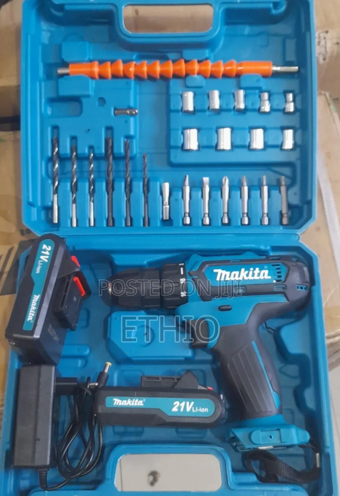 Makita Rechargeable Drill