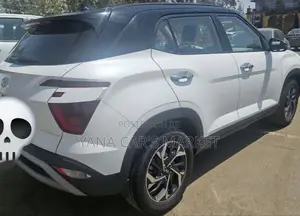 Hyundai Creta 2023 White