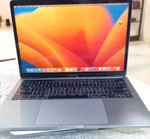 Photo - New Laptop Apple MacBook Pro 2017 8GB Intel Core I5 SSD 256GB