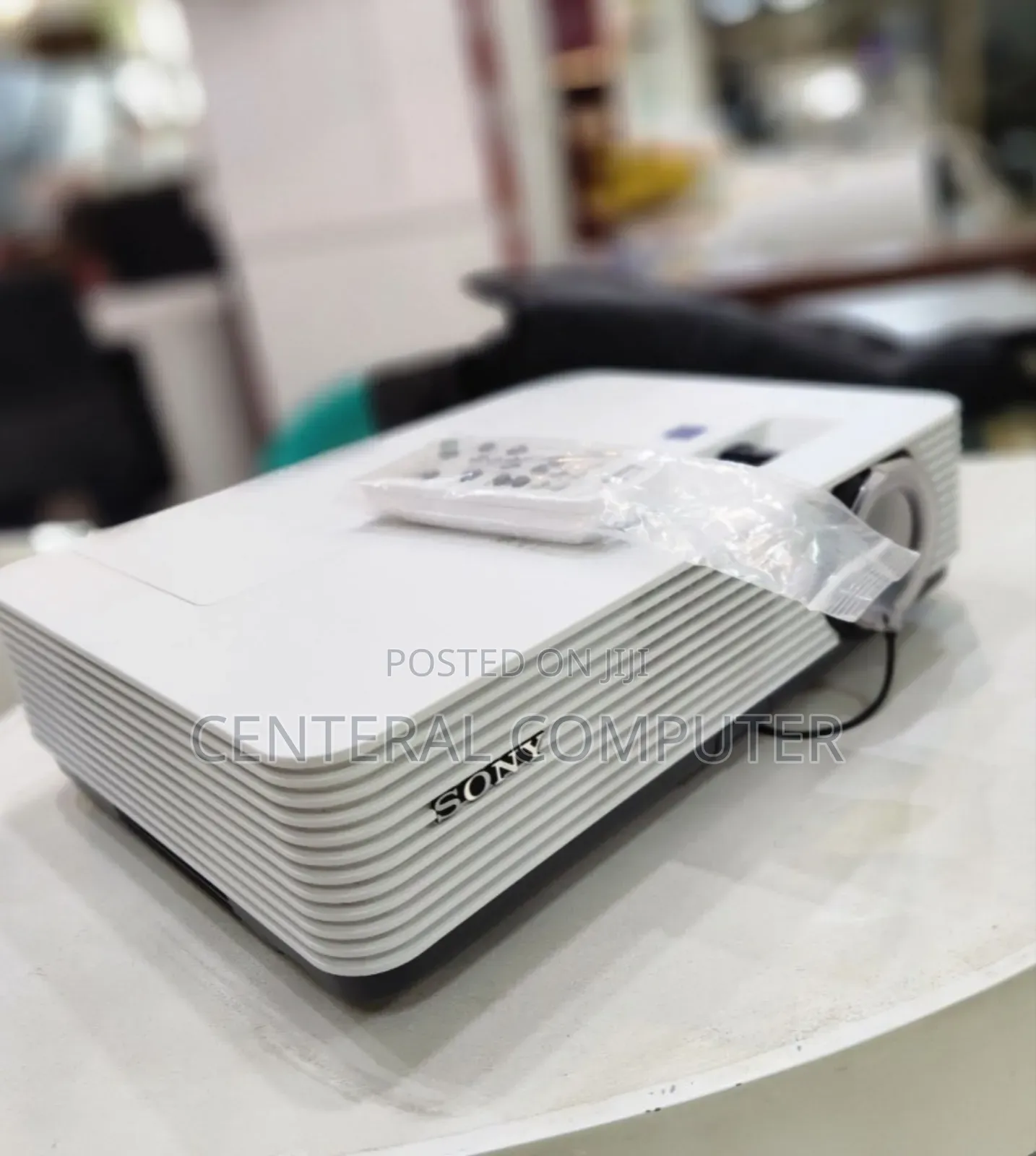 Sony Projector VPL-Dx221