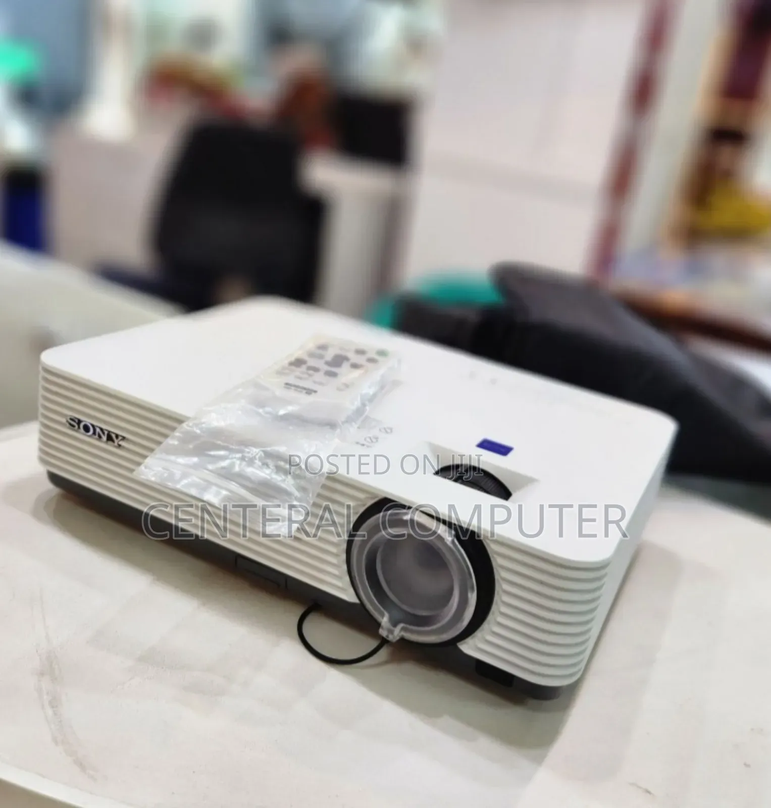 Sony Projector VPL-Dx221